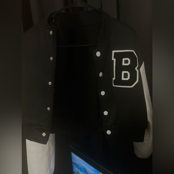 Jacket - Picture 2 of 3